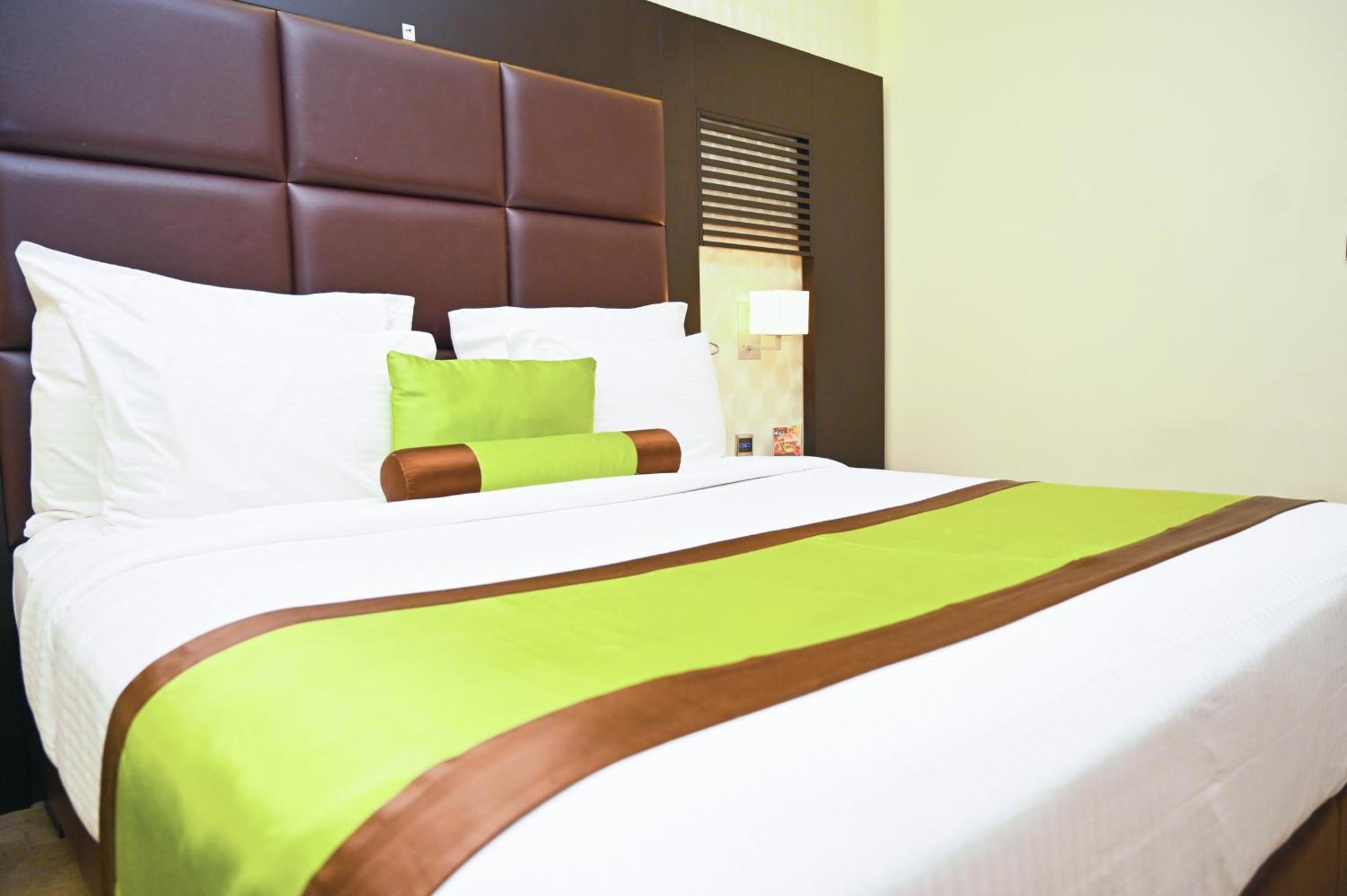 Hues Boutique Hotel Дубай Екстериор снимка